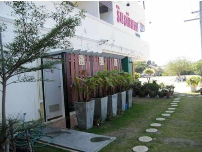 Rinradee Place Buriram Ngoại thất bức ảnh